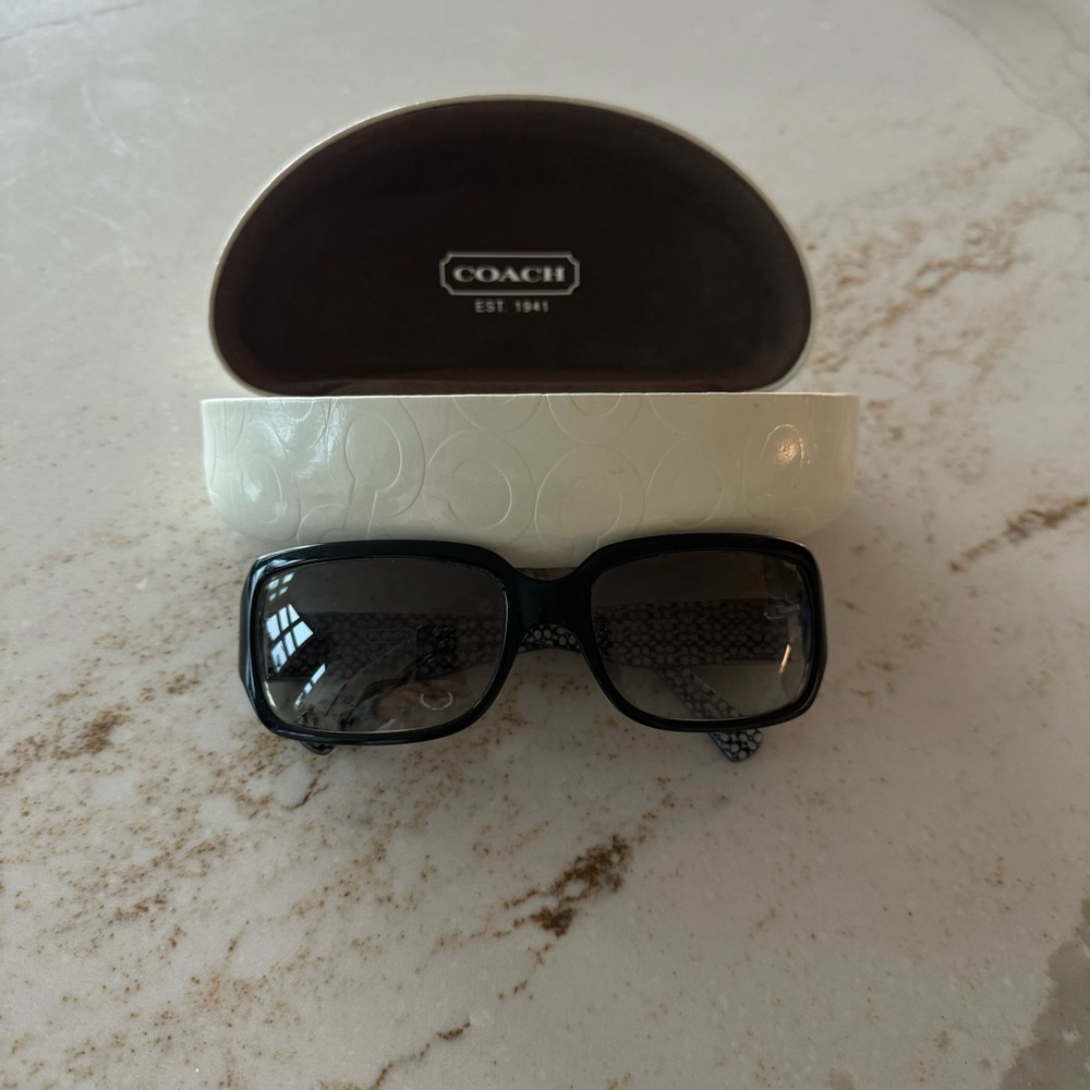 Coach Black/Grey Sunglasses w/Case